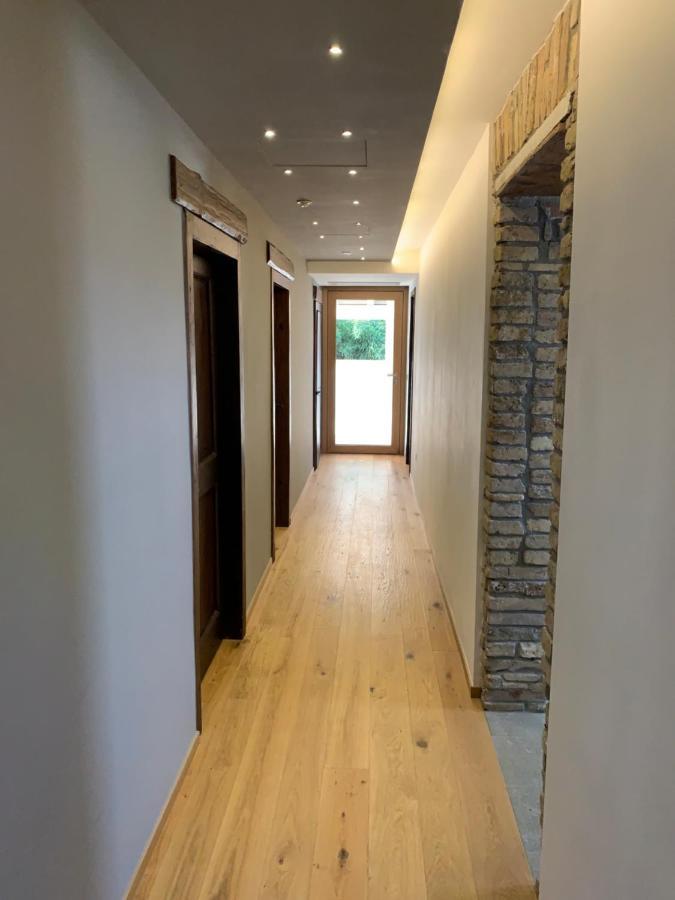 B&B La Corte Dei Vizi Clauiano ภายนอก รูปภาพ