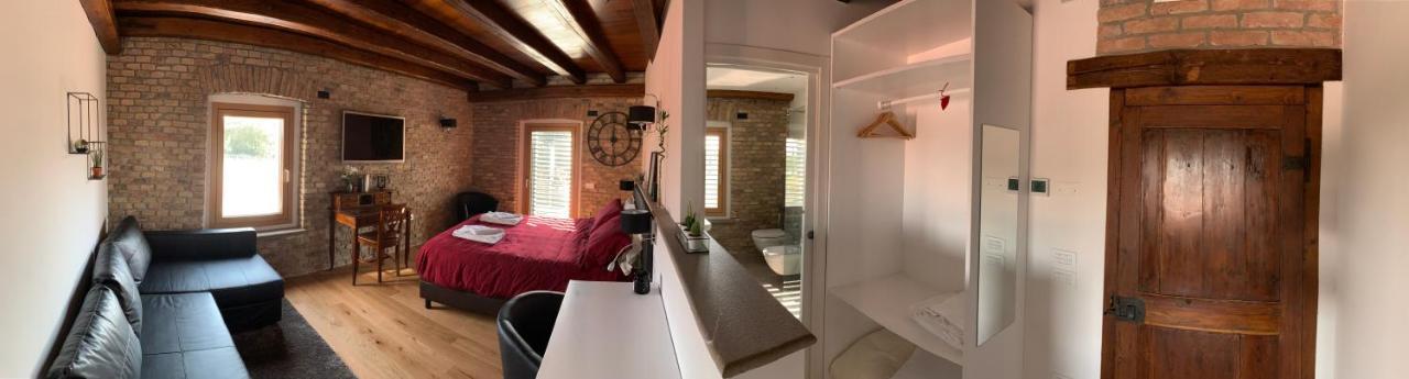 B&B La Corte Dei Vizi Clauiano ภายนอก รูปภาพ