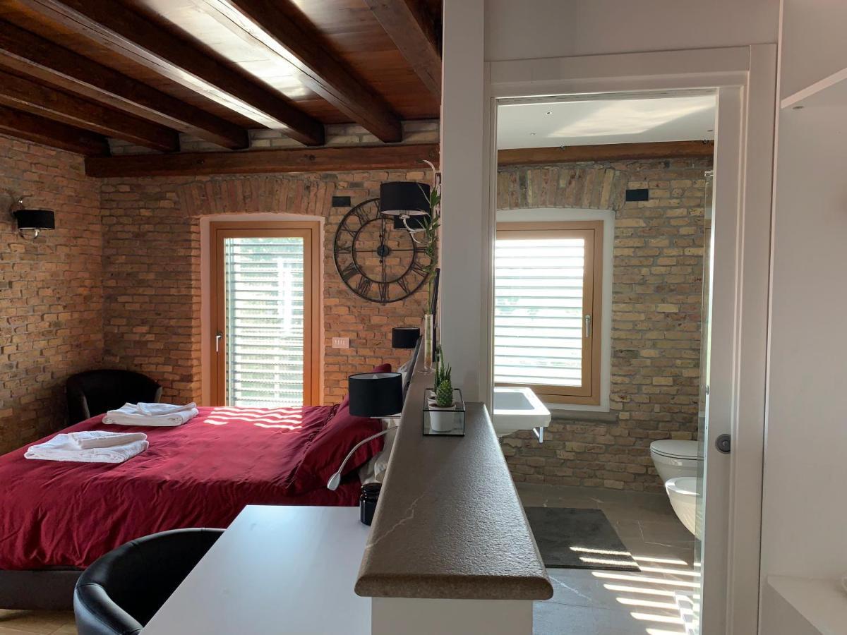 B&B La Corte Dei Vizi Clauiano ภายนอก รูปภาพ