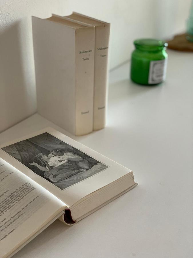 B&B La Corte Dei Vizi Clauiano ภายนอก รูปภาพ